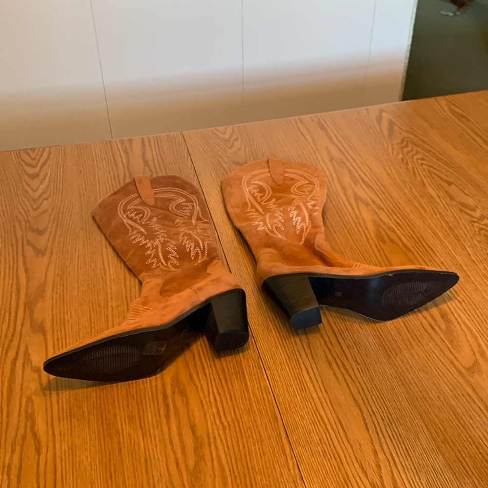 SHEIN boots.  BROWN.  Size 41.  NEW!